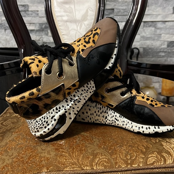 Steve Madden Women's Cliff Animal Sneaker- Size 8 - Picture 3 of 12